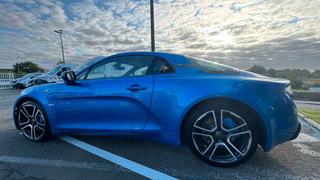 Alpine A110  - photo 1