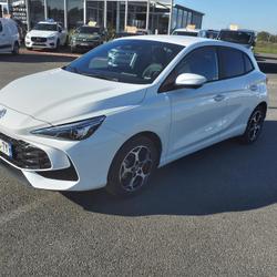 MG MG3 Luxury 1.5 L Hybrid+ 195 ch Saint-Just-Saint-Rambert