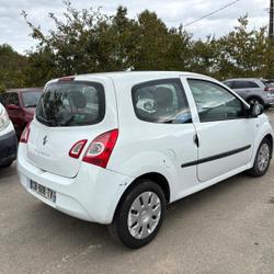 Renault Twingo 2 Initiale BVR5 1.2 16v Saint-&Eacute;tienne-de-Montluc