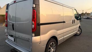 Opel Vivaro fourgon  - photo 1