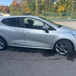 Renault Clio 4 GT Line Int&eacute;rieur/Ext&eacute;rieur - Intens TCe 90 Louvign&eacute;-du-D&eacute;sert