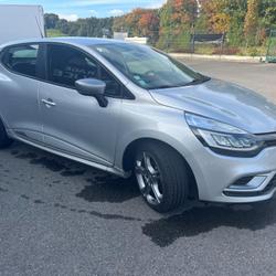 Renault Clio 4 GT Line Int&eacute;rieur/Ext&eacute;rieur - Intens TCe 90 Louvign&eacute;-du-D&eacute;sert