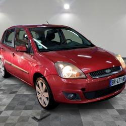 Ford Fiesta Ghia 1.6 TDCi Saint-Broladre
