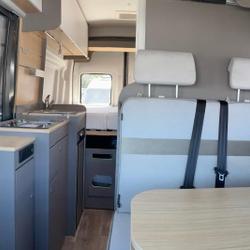 Fourgon LMC LMC INNOVAN 590 2.0 TDCi EcoBlue 130 ch Saint-Fulgent