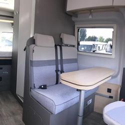 Fourgon LMC LMC INNOVAN 590 2.0 TDCi EcoBlue 170 ch Saint-Fulgent