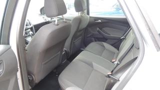Ford Focus  - Titanium - photo 4