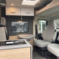 Fourgon Dethleffs Dethleffs Globetrail 640 HR 4 places Pommeret