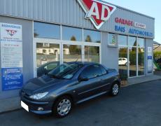 Peugeot 206 - Sport Pack  206 CC 1.6i 16V - 6 500 €