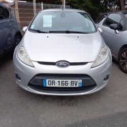 Ford Fiesta Business 1.6 TDCi 95 ECOnetic FAP S&amp;S Pornic