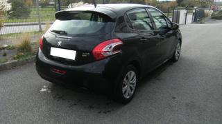 Peugeot 208  - photo 2