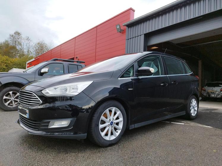 Ford C Max  - Titanium - 9 990 €