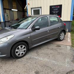 Peugeot 206+ Trendy 1.4 HDi 70ch FAP BLUE LION Ombr&eacute;e d'Anjou