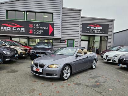 BMW Serie 3 - Luxe A  Cab 325i 218 ch - 14 999 €