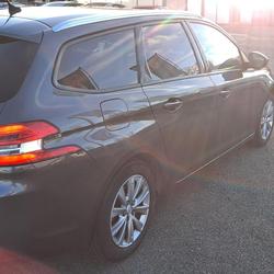 Peugeot 308 SW Phase 2 Style BlueHDi 130ch S&amp;S BVM6 Vitr&eacute;