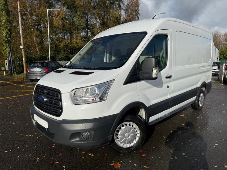 Ford Transit  - 13 990 €