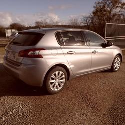 Peugeot 308 III Phase 1 S&eacute;rie Sp&eacute;ciale Style 1.6 BlueHDi 120ch S&amp;S BVM6 &Eacute;roudeville