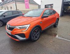 Renault Arkana - R.S. Line  E-Tech 145 - 21B - 21 990 €