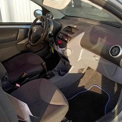 Peugeot 107 Trendy 1.0e 12V 68ch BLUE LION Montebourg