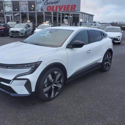 Renault Megane E-Tech TECHNO E-Tech 130 ch EV40 BOOST CHARGE Saint-Just-Saint-Rambert