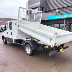 Iveco Daily Cam&eacute;ra / 35C16H emp 4100 BENNE 6 Places / Coffre / Attelage Mixte / Laval