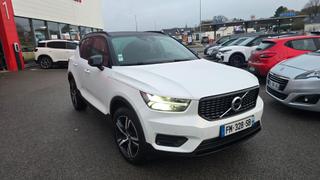 Volvo XC40  - photo 0