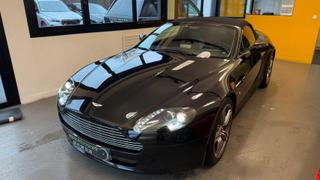 Aston Martin Vantage  - photo 0