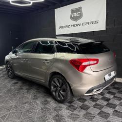 DS DS5 So Chic A THP 155 Ch&acirc;teaugiron