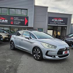DS DS5 Sport Chic BMP6 Hybrid4 Sainte-Gemmes-sur-Loire