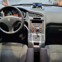 Peugeot 5008 Allure 1.6 BlueHDi 120ch S&amp;S BVM6 7 Places Saint-Jean-des-Champs