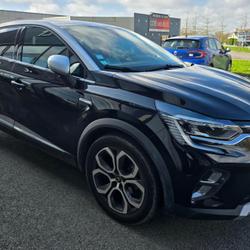 Renault Captur Intens Blue dCi 115 Quimperl&eacute;