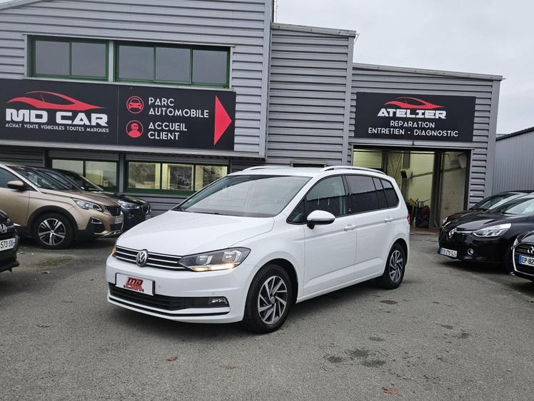 Volkswagen Touran  - 13 999 €