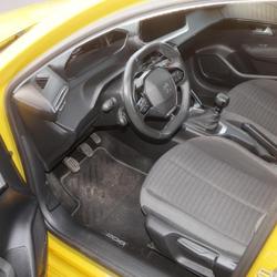 Peugeot 208 Active BlueHDi 100 S&amp;S BVM6 Saint-Hilaire-du-Harcou&euml;t