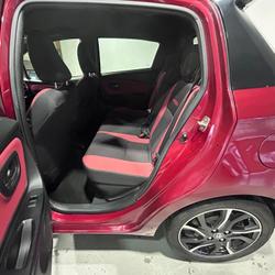 Toyota Yaris Collection 100h H&eacute;rouville-Saint-Clair