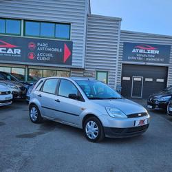 Ford Fiesta Ambiente 1.3i Sainte-Gemmes-sur-Loire
