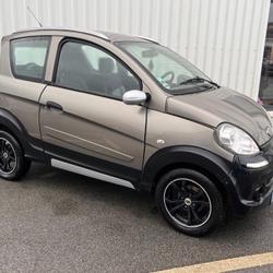 Microcar M.GO DCI Plo&euml;rmel