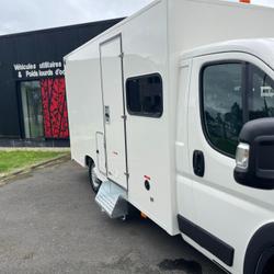 Peugeot Boxer CANTINIERE 5 PLACES PANNEAUX SOLAIRES PEUGEOT 130cv BASE VIE ENROBE Tr&eacute;gueux