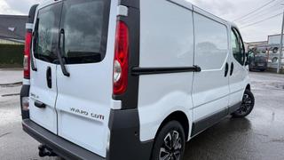 Opel Vivaro fourgon  - photo 1