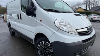 Opel Vivaro fourgon  - photo 2