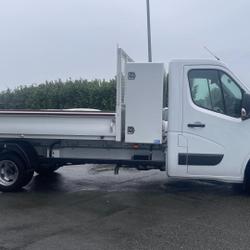 Nissan Interstar DOUBLE VANTAUX ARRIERE / ATTELAGE 2.3 DCI 165CV / BENNE / COFFRE HAUT / Laval