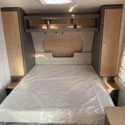 Capucine Autres Marques LMC VIDERO 450D Lit central Haut de gamme Pommeret