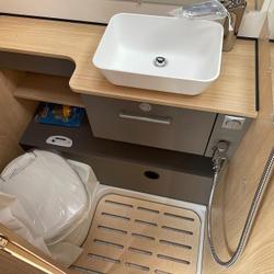 Capucine Autres Marques LMC VIDERO 450D Lit central Haut de gamme Pommeret