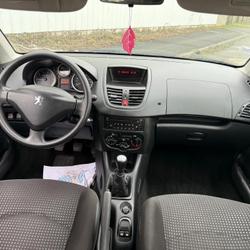 Peugeot 206+ Trendy 1.4e 75ch Les Ponts-de-C&eacute;