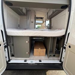 Fourgon Hymer Hymer Hymer campervan Ayers Rock Pommeret