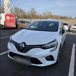 Renault Clio 5 SL Lutecia E-Tech 140 - 21N Dommartin-l&egrave;s-Toul