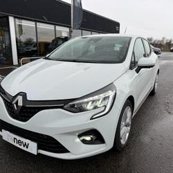 Renault Clio 5 Business E-Tech 140 - 21 Saint-P&egrave;re-en-Retz