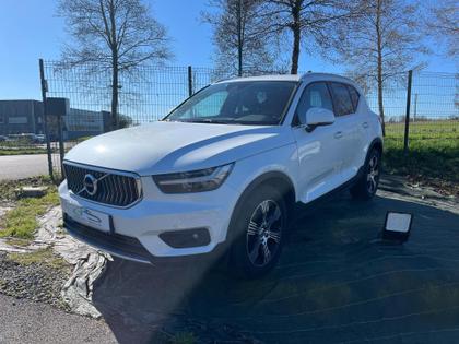 Volvo XC40 - Momentum  D3 AWD AdBlue 150 ch Geartronic 8 - 19 590 €