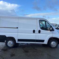 Opel Movano HABILLAGE BOIS L1H1 3T5 140CV Laval