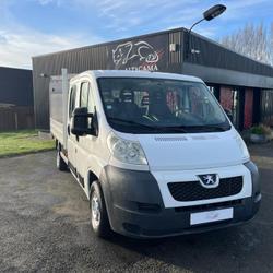 Peugeot Boxer DHOLLANDIA DOUBLE CABINE 7 PLACES 130cv PLATEAU 3.00 m HAYON ELEVATEUR Tr&eacute;gueux