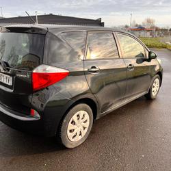 Toyota VersoS Dynamic -S 100 VVT-i Pluduno