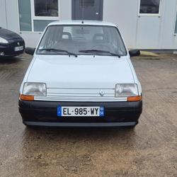 Renault Supercinq SUPER 5 1.4 58CH Mor&eacute;ac